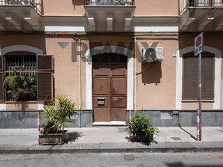 Quadrilocale in Vendita a Catania, 80'000&euro;, 112 m²