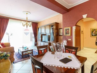 Quadrilocale in Vendita a Catania, 139'000&euro;, 133 m²