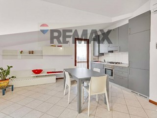 Attico in Vendita a Carpiano, 155'000&euro;, 74 m²