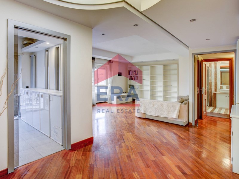 Trilocale in Vendita a Roma, 395'000&euro;, 113 m²