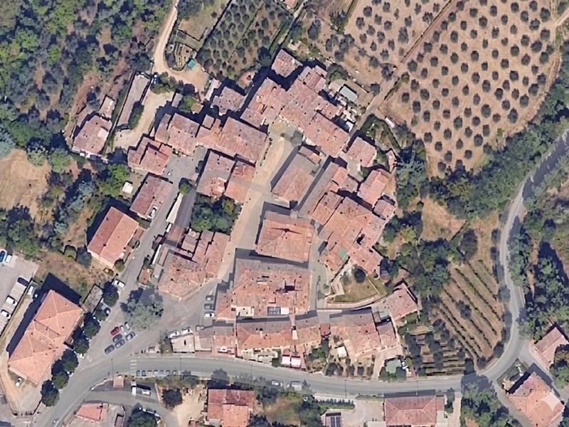 Appartamento in Vendita a Castelnuovo Berardenga, 76'255&euro;, 216 m²