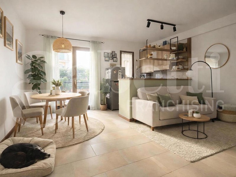 Trilocale in Vendita a Perugia, 165'000&euro;, 70 m², con Box