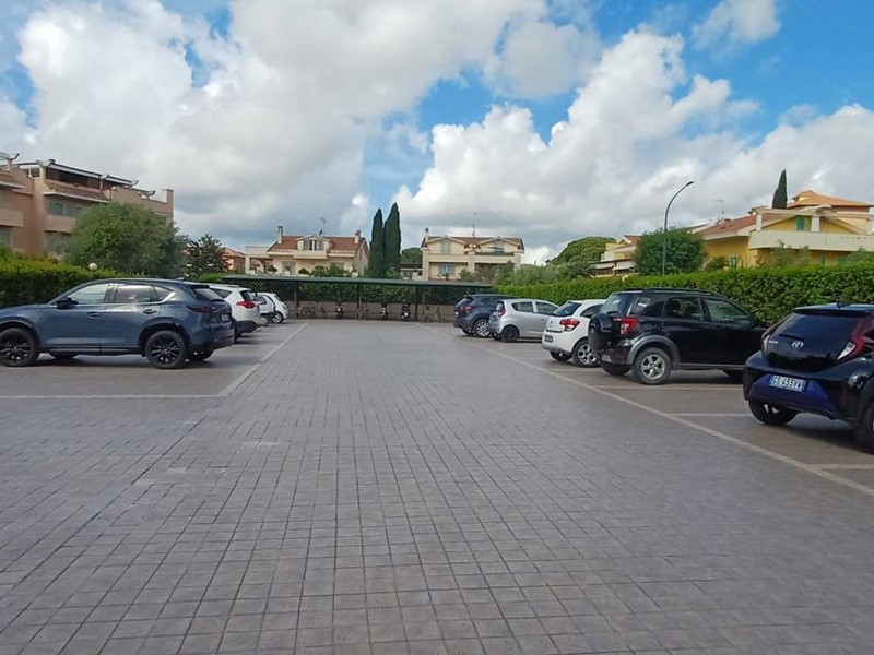 Appartamento in Vendita a Grosseto, 260'000&euro;, 90 m², arredato, con Box