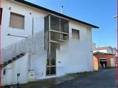 Trilocale in Vendita a Caorle, 26'160&euro;, 80 m², con Box