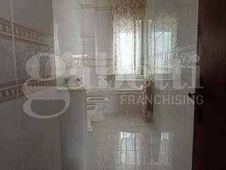 Quadrilocale in Vendita a Siracusa, 98'000&euro;, 132 m²