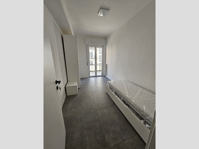 Quadrilocale in Vendita a Verona, 275'000&euro;, 110 m²