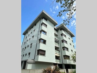 Appartamento in Vendita a Rovigo, 120'000&euro;, 130 m², arredato, con Box