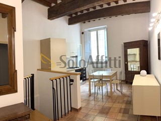 Bilocale in Affitto a Faenza, zona Centro Storico, 550&euro;, 74 m², arredato