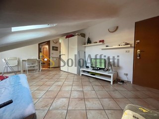 Monolocale in Affitto a Torino, zona Campidoglio, 450&euro;, 40 m², arredato
