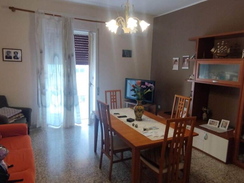 Quadrilocale in Vendita a Siracusa, 78'000&euro;, 100 m²