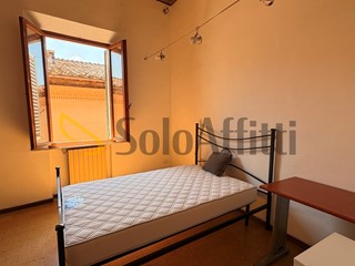 Appartamento in Affitto a Siena, zona Centro storico, 1'115&euro;, 100 m², arredato
