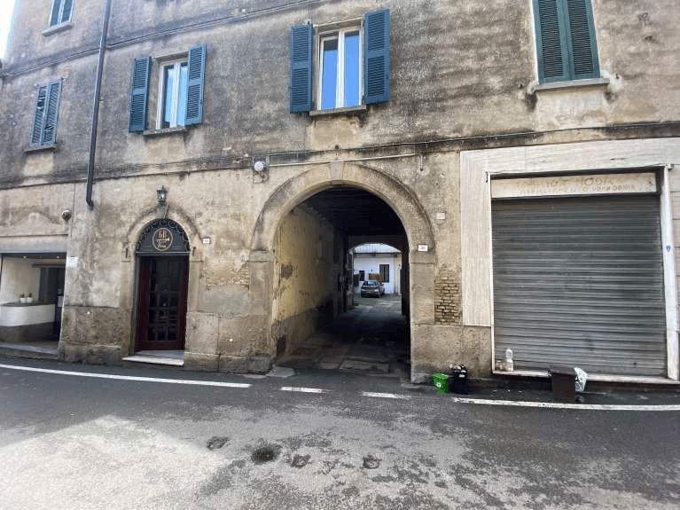 Bilocale in Vendita a Vaprio d'Adda, 33'000&euro;, 58 m²