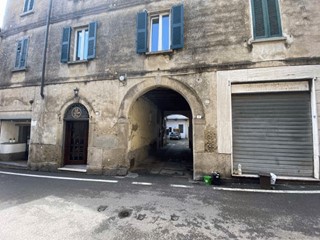 Bilocale in Vendita a Vaprio d'Adda, 33'000&euro;, 58 m²