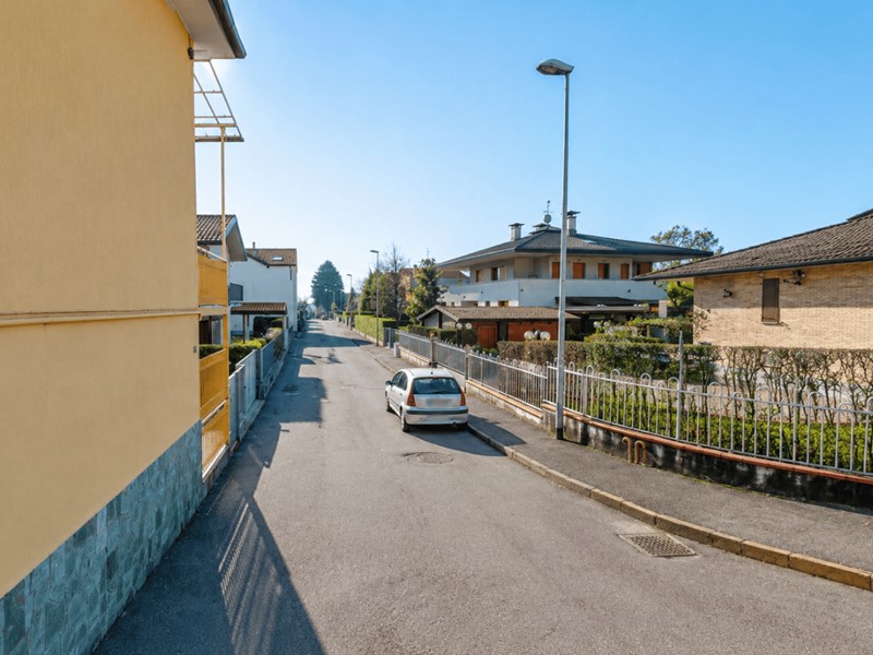 Quadrilocale in Vendita a Cambiago, 42'750&euro;, 96 m²