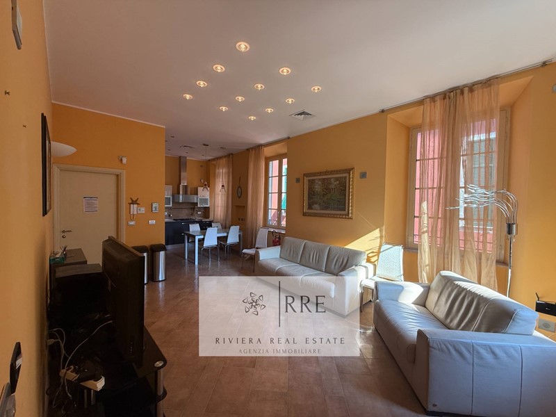 Appartamento in Vendita a Alassio, 980'000&euro;, 130 m²