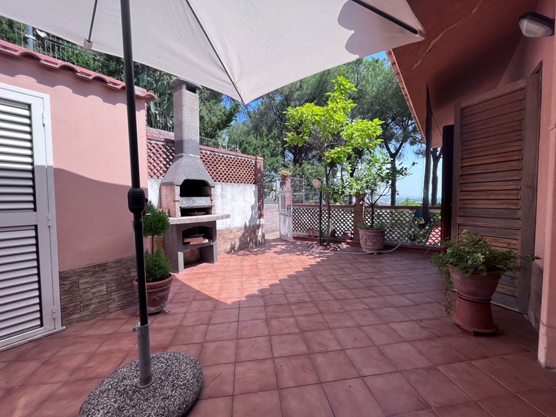 Trilocale in Affitto a Stalettì, 800&euro;, 75 m²