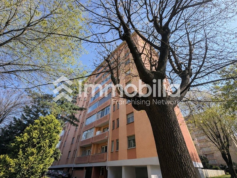 Appartamento in Vendita a Torino, 129'000&euro;, 130 m²
