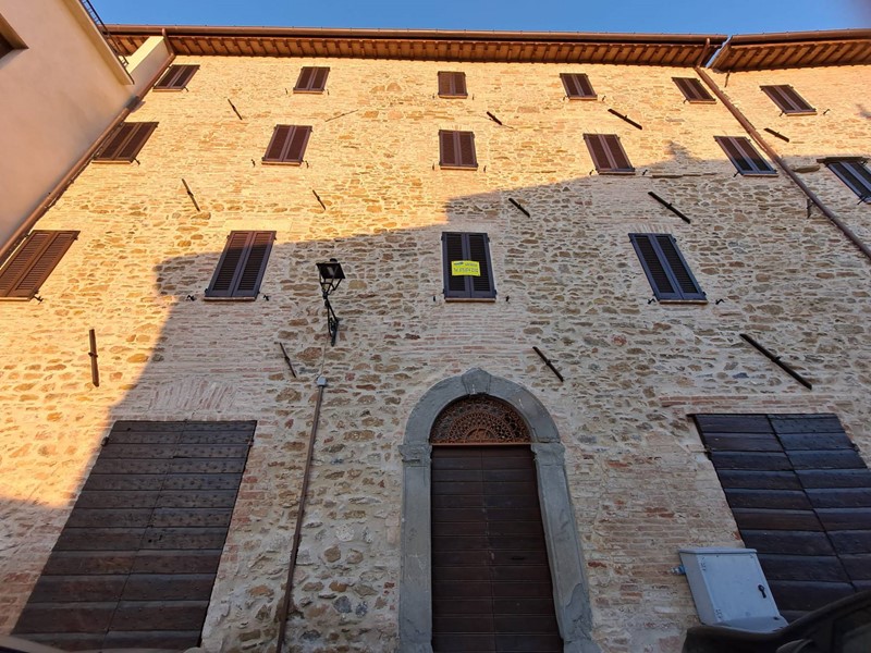 Appartamento in Vendita a Marsciano, 110'000&euro;, 300 m²
