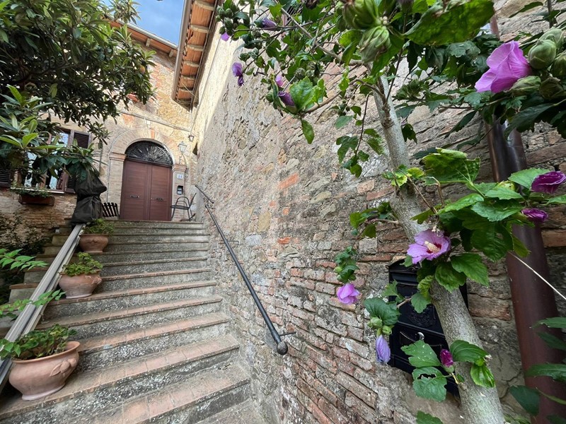 Bilocale in Vendita a Marsciano, 49'000&euro;, 65 m²