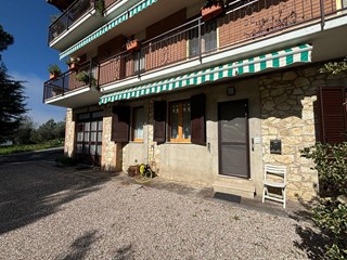 Trilocale in Vendita a Marsciano, 88'000&euro;, 90 m²
