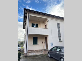 Trilocale in Vendita a Marsciano, 69'000&euro;, 85 m²