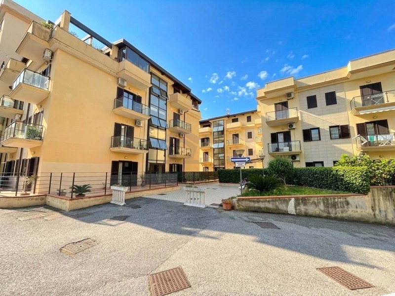 Trilocale in Vendita a Poggiomarino, 185'000&euro;, 80 m²