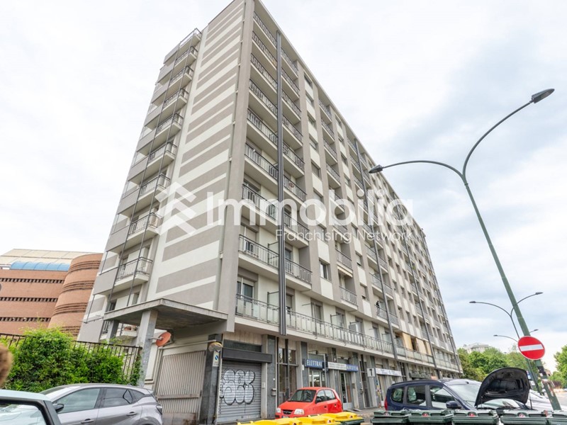 Bilocale in Vendita a Torino, 159'000&euro;, 70 m²