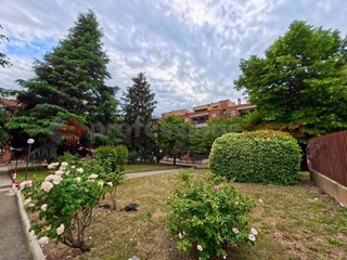 Trilocale in Vendita a Roma, 295'000&euro;, 90 m², arredato