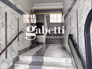 Trilocale in Vendita a Roma, 299'000&euro;, 94 m²