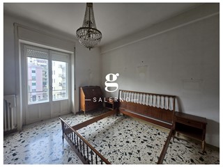 Appartamento in Vendita a Salerno, 420'000&euro;, 140 m²