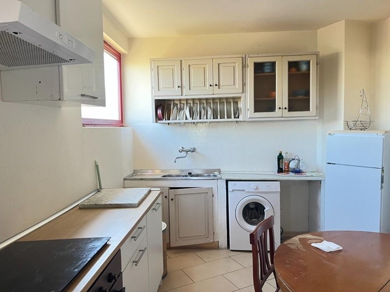 Trilocale in Vendita a Massa, zona Marina di Massa, 100'000&euro;, 65 m², arredato