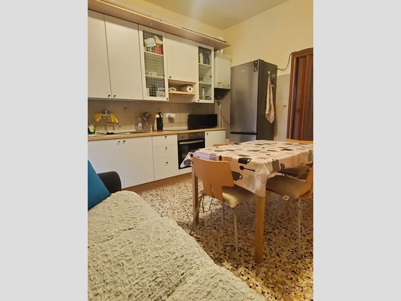 Appartamento in Vendita a Piacenza, 103'000&euro;, 69 m², arredato, con Box