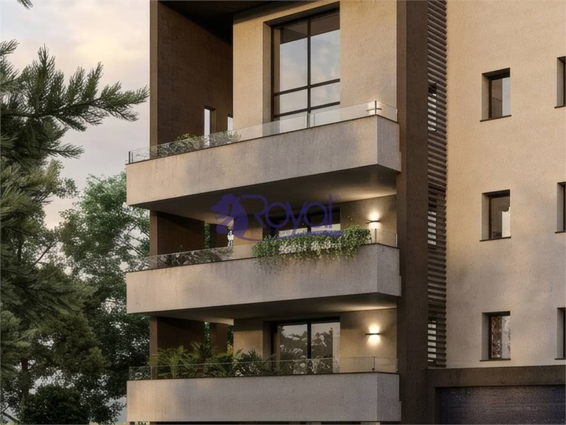 Quadrilocale in Vendita a Parabiago, 385'000&euro;, 130 m²
