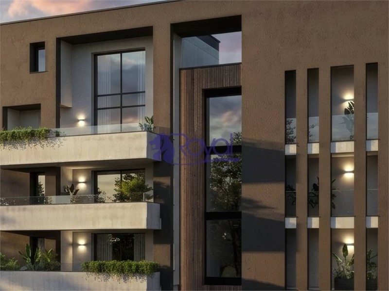 Quadrilocale in Vendita a Parabiago, 535'000&euro;, 152 m²