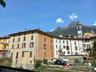 Appartamento in Vendita a Edolo, 29'000&euro;, 98 m²