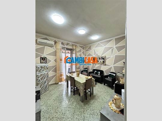 Trilocale in Vendita a Palermo, 65'000&euro;, 95 m²