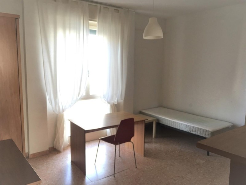 Appartamento in Affitto a Pisa, 320&euro;, 15 m², arredato