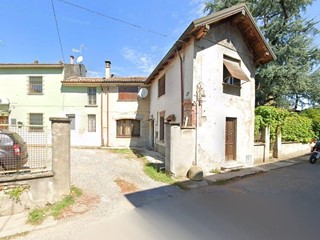 Appartamento in Vendita a Santo Stefano Lodigiano, 67'500&euro;, 212 m²