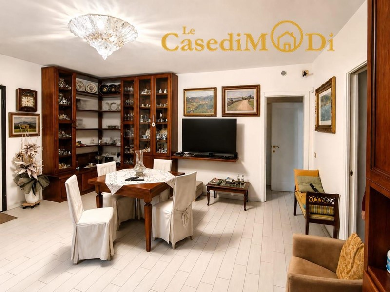 Appartamento in Vendita a Livorno, 330'000&euro;, 100 m², con Box