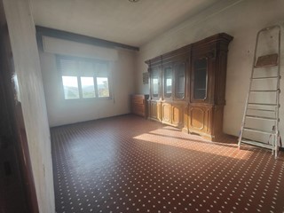 Appartamento in Vendita a Santo Stefano di Magra, 105'000&euro;, 116 m²