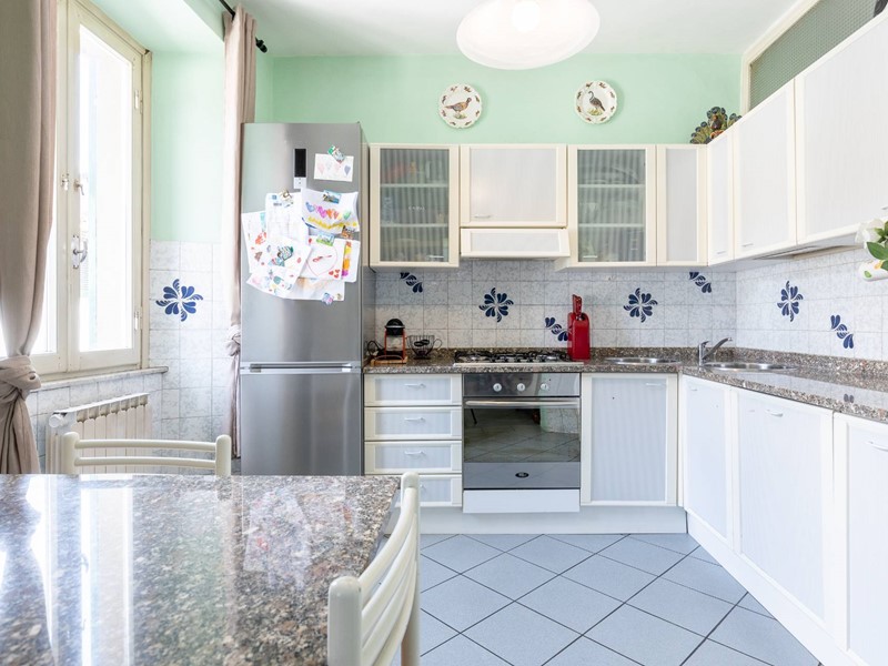 Appartamento in Vendita a Borgo a Mozzano, 144'999&euro;, 165 m²