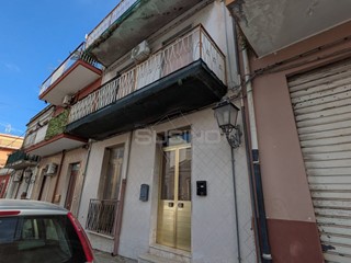 Quadrilocale in Vendita a Floridia, 55'000&euro;, 104 m²
