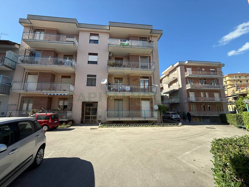 Quadrilocale in Vendita a Mercato San Severino, 259'000&euro;, 120 m²
