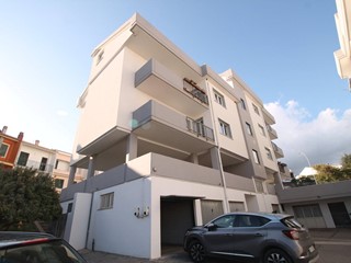 Appartamento in Vendita a Nuoro, 230'000&euro;, 300 m²