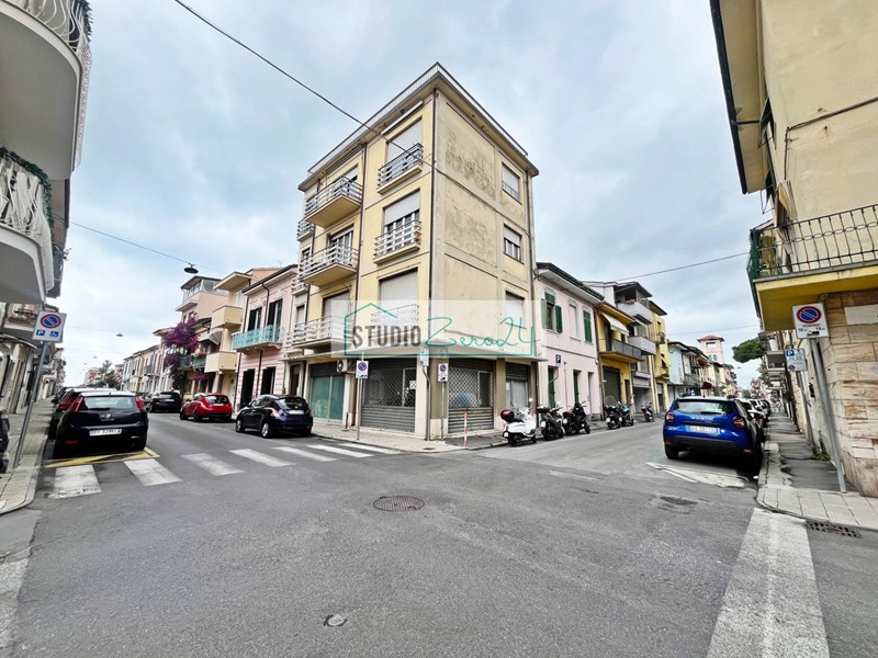 Quadrilocale in Vendita a Viareggio, 289'000&euro;, 96 m²