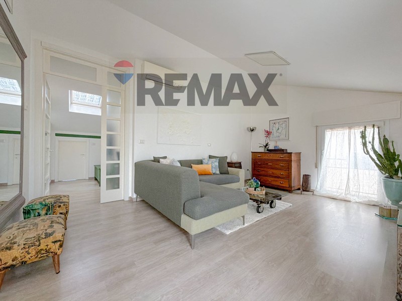 Trilocale in Vendita a Gabicce Mare, 205'000&euro;, 130 m²