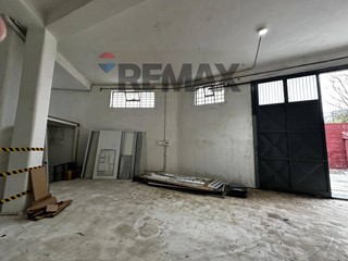 Monolocale in Vendita a Mascalucia, 269'000&euro;, 368 m², con Box