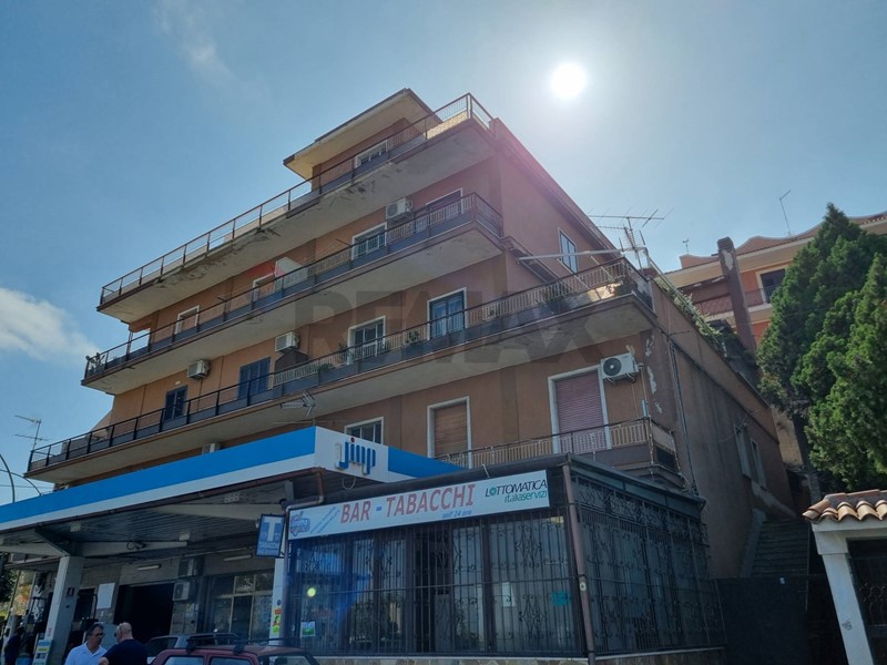 Appartamento in Vendita a Melilli, 60'000&euro;, 164 m²