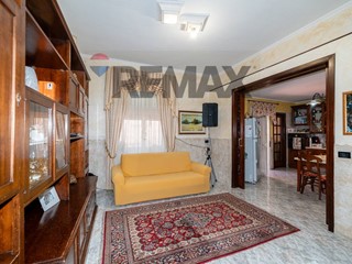 Appartamento in Vendita a Catania, 157'000&euro;, 136 m²