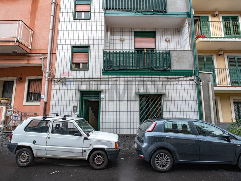 Trilocale in Vendita a Tremestieri Etneo, 60'000&euro;, 98 m²